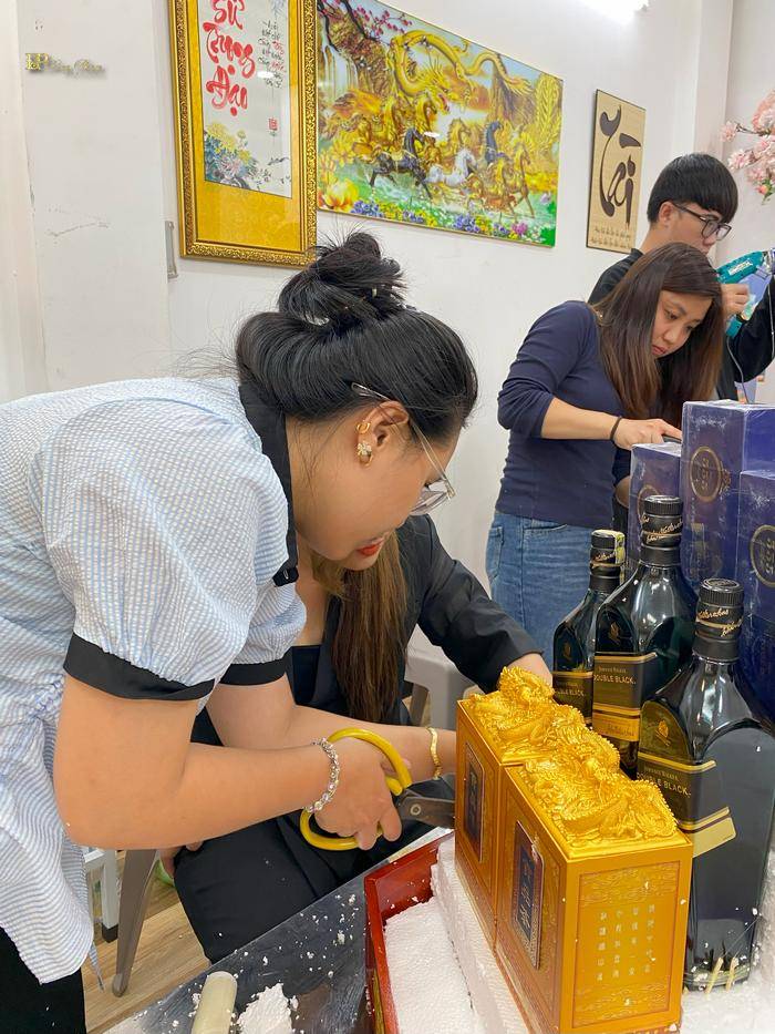 Học xếp mân quả cưới rượu trà 